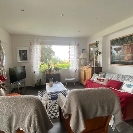 Holiday home Cote De Granit Rose 3 Personnes *