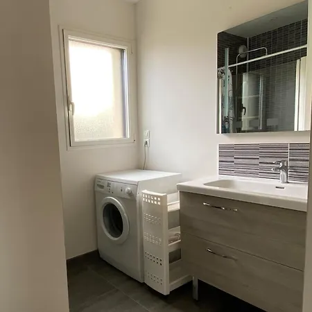 Cote De Granit Rose 3 Personnes Holiday home *