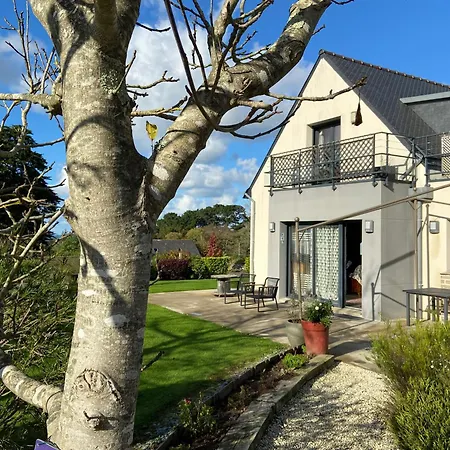Cote De Granit Rose 3 Personnes Holiday home *